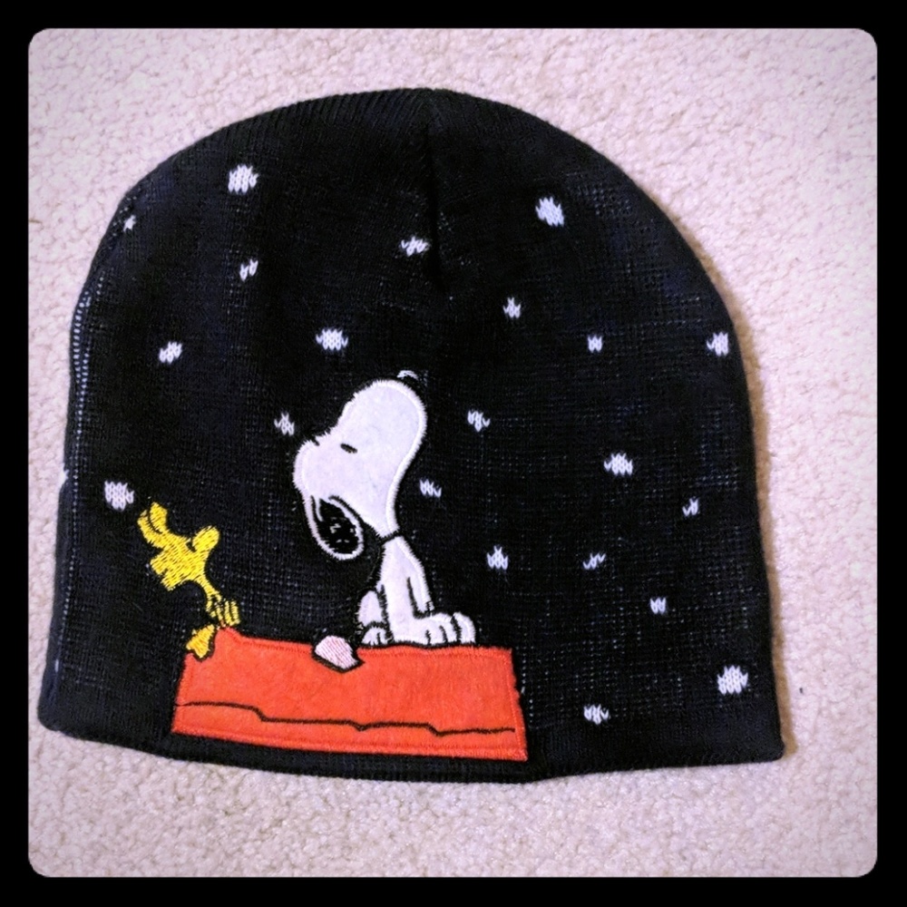 Snoopy and Woodstock knit cap